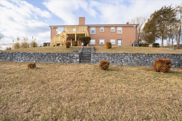 4129 Blue View DR, Roanoke, VA 24012