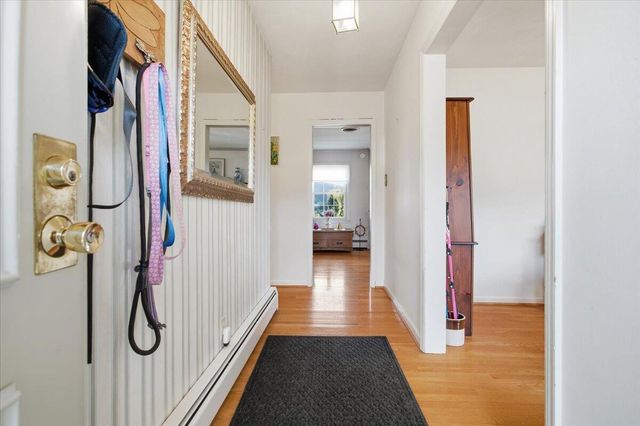 4129 Blue View DR, Roanoke, VA 24012