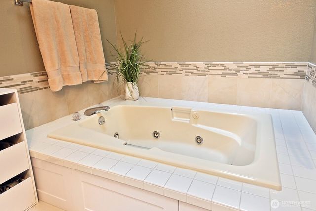 2471 Soundview Drive, Langley, WA 98260