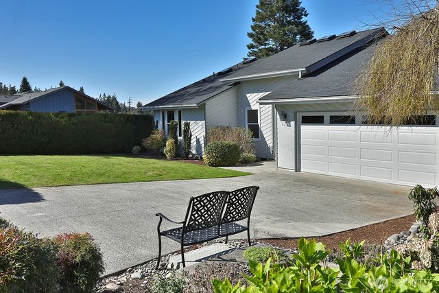 2471 Soundview Drive, Langley, WA 98260