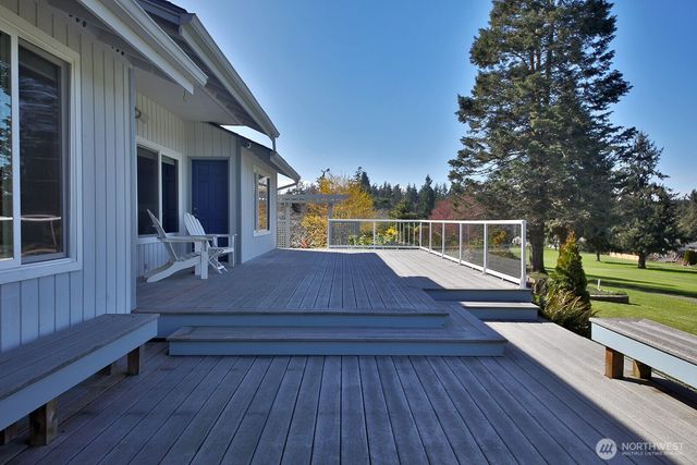 2471 Soundview Drive, Langley, WA 98260