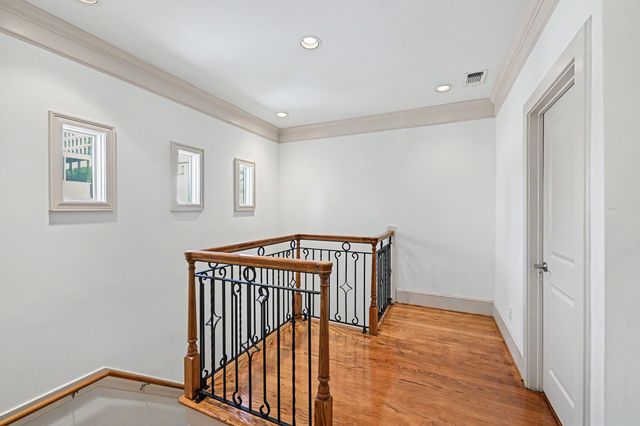 2410 Mimosa Drive, Houston, TX 77019