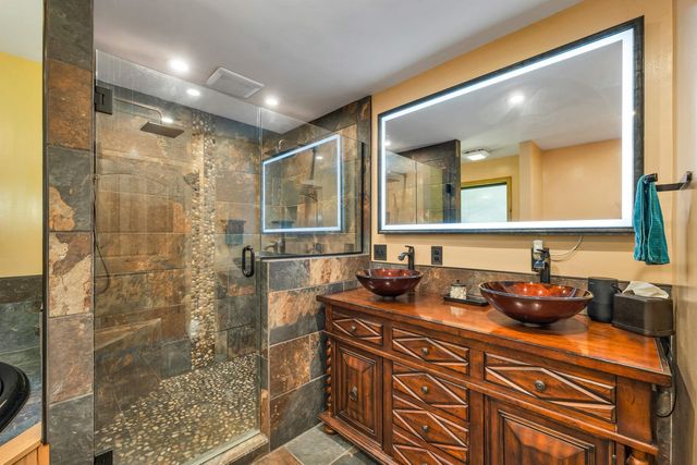 1111 Stark Road, Conway, NH 03813