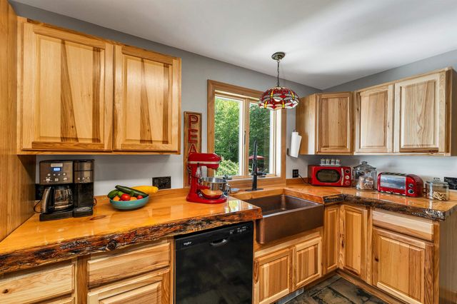 1111 Stark Road, Conway, NH 03813