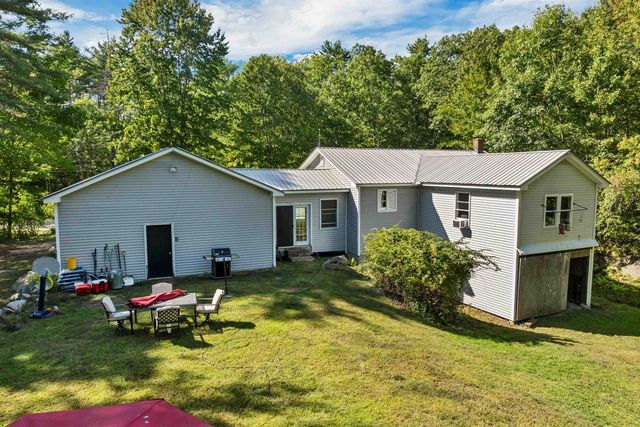 1111 Stark Road, Conway, NH 03813
