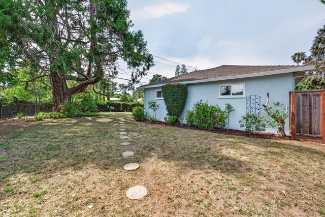 13810 Quito Road, Saratoga, CA 95070