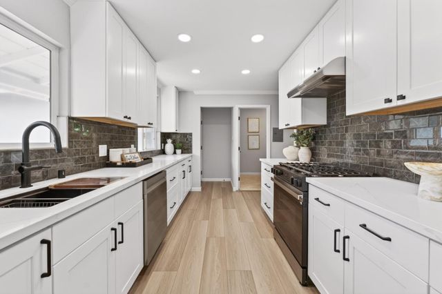 13810 Quito Road, Saratoga, CA 95070