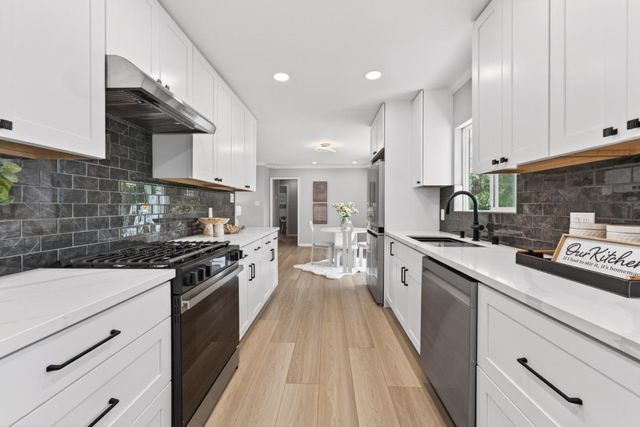 13810 Quito Road, Saratoga, CA 95070