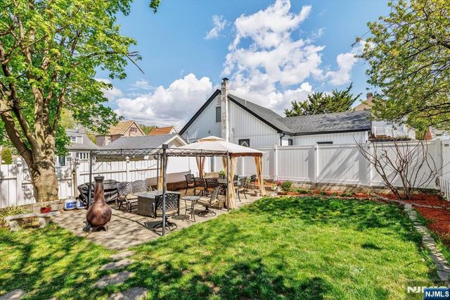 567 Fern Avenue, Lyndhurst, NJ 07071