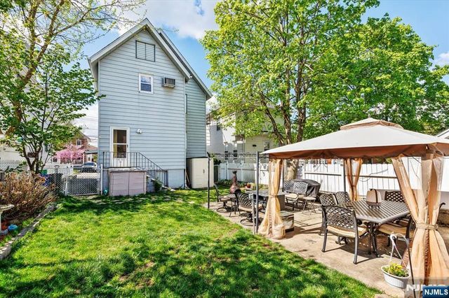 567 Fern Avenue, Lyndhurst, NJ 07071