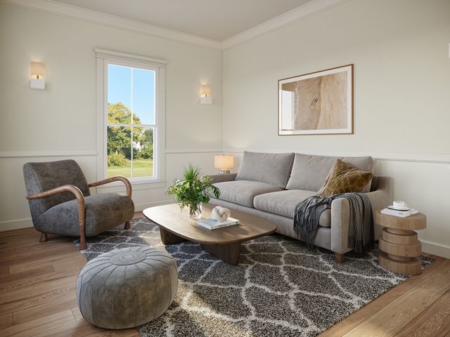 26 Oak St, Natick, MA 01760