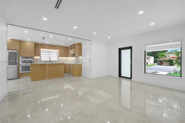 728 Majorca Avenue, Coral Gables, FL 33134