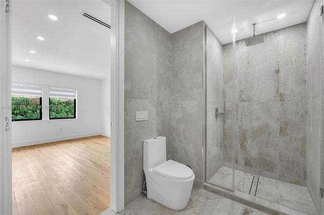 728 Majorca Avenue, Coral Gables, FL 33134