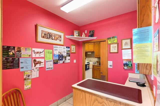 2500 Harwood Road, Bedford, TX 76021