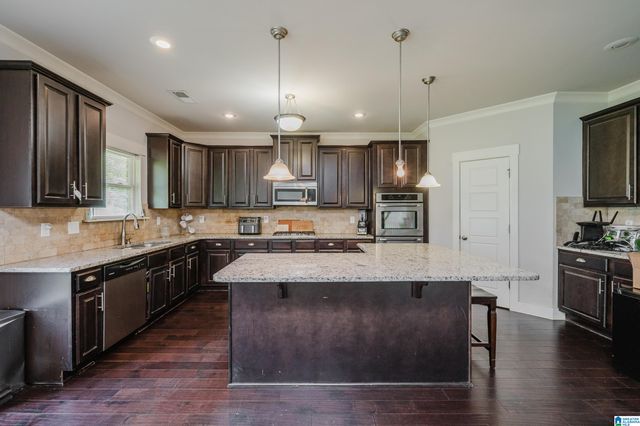 4021 LINDSEY DRIVE, Bessemer, AL 35022