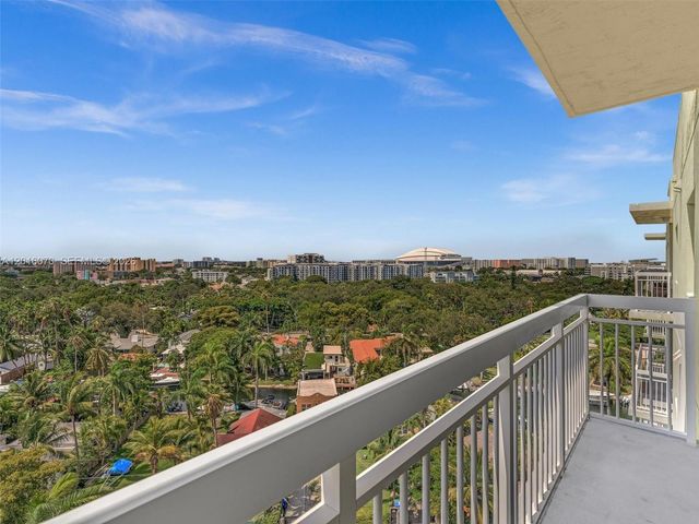 816 NW 11th St 1208, Miami, FL 33136