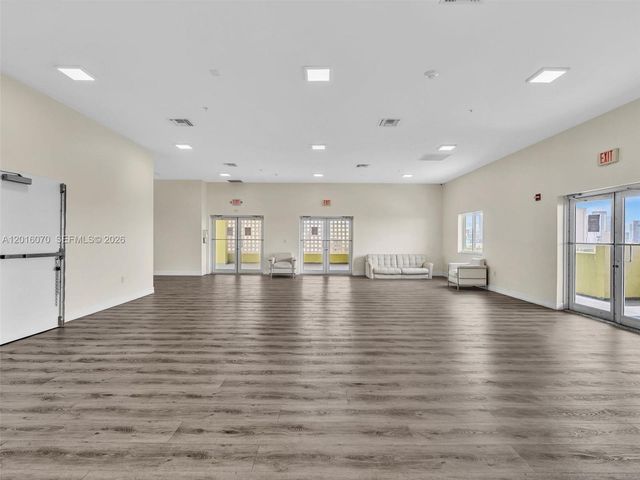 816 NW 11th St 1208, Miami, FL 33136