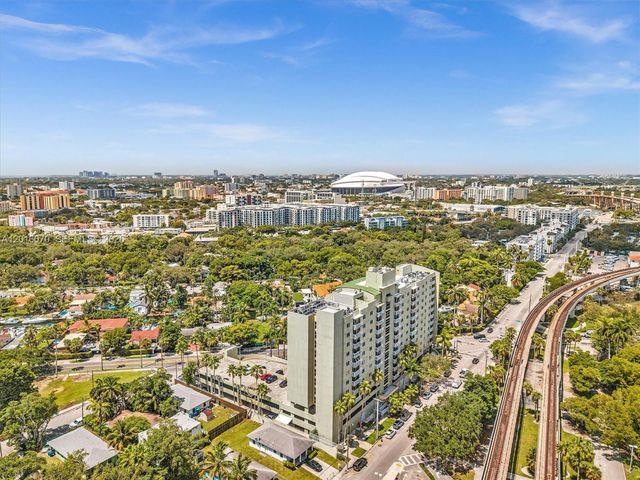 816 NW 11th St 1208, Miami, FL 33136