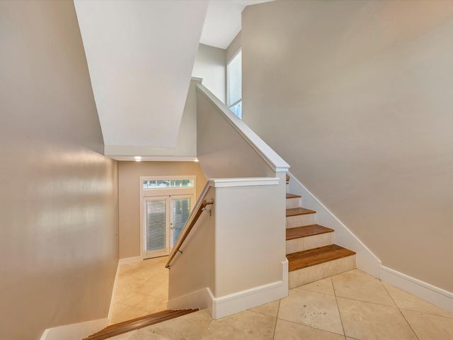 606 2nd St, Seabrook, TX 77586