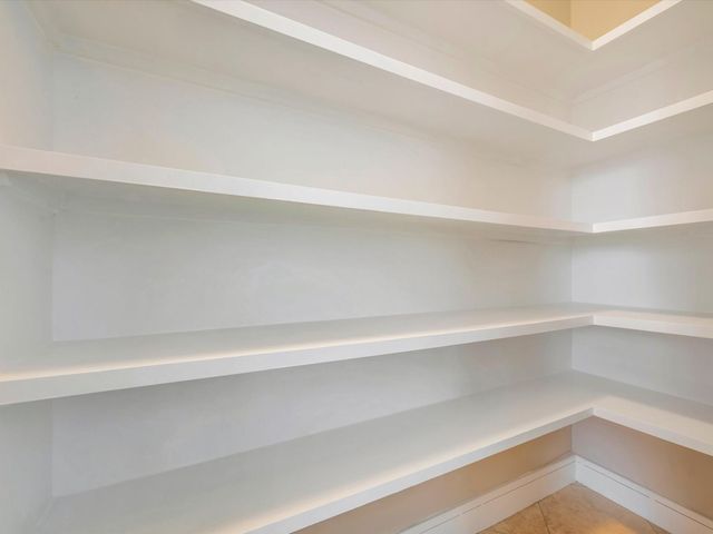 606 2nd St, Seabrook, TX 77586