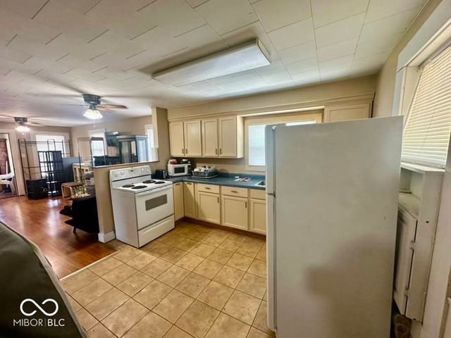 3647 Rockville Road, Indianapolis, IN 46222