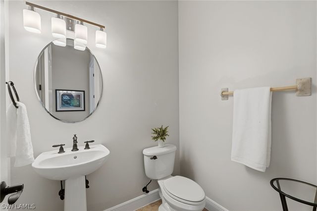 19500 La Serena DR, Estero, FL 33967