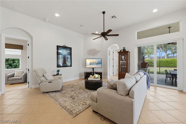 19500 La Serena DR, Estero, FL 33967