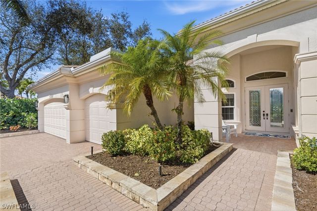 19500 La Serena DR, Estero, FL 33967