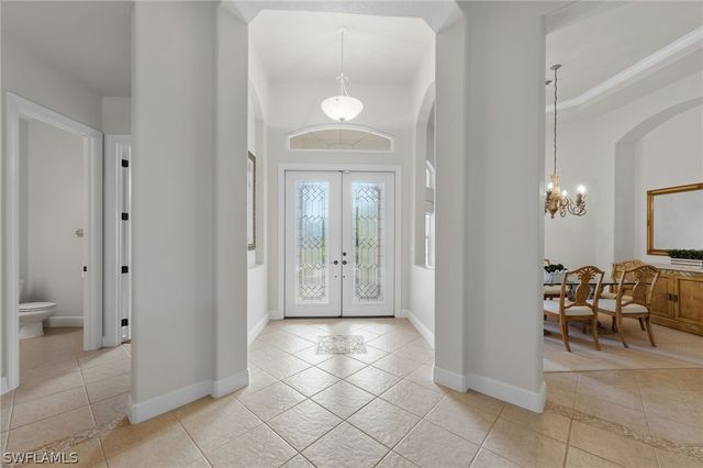 19500 La Serena DR, Estero, FL 33967