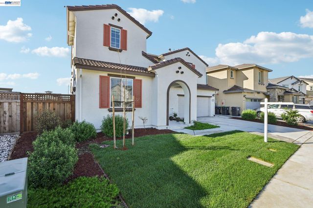 16172 Abernathy Ct, Lathrop, CA 95330