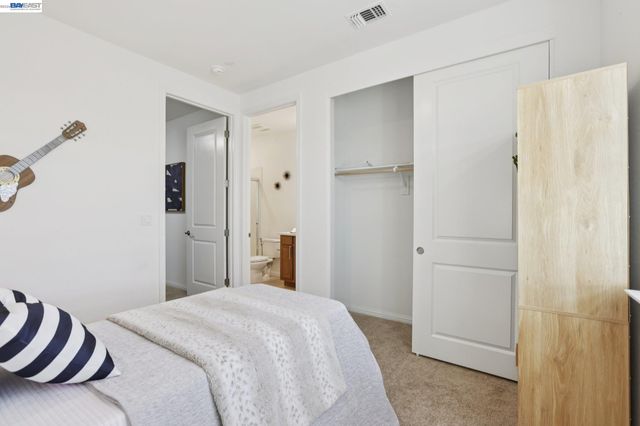 16172 Abernathy Ct, Lathrop, CA 95330