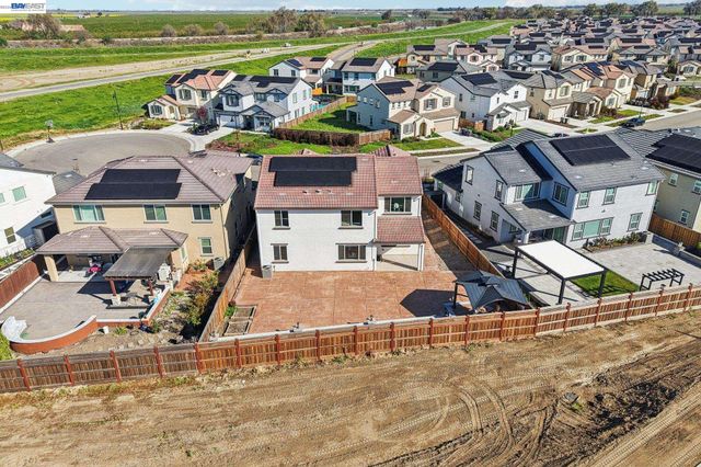 16172 Abernathy Ct, Lathrop, CA 95330