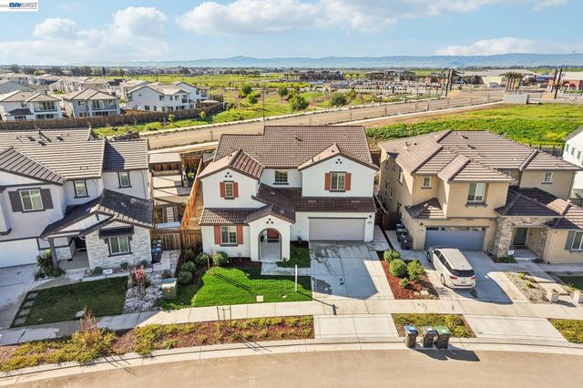 16172 Abernathy Ct, Lathrop, CA 95330