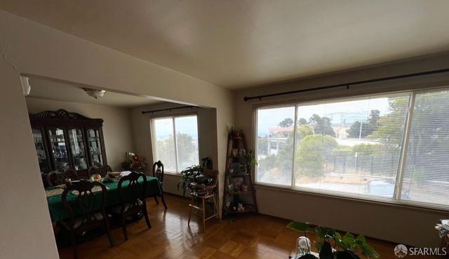 104 Charter Oak Avenue, San Francisco, CA 94124