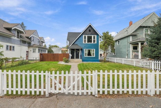 1122 W Augusta Ave, Spokane, WA 99205