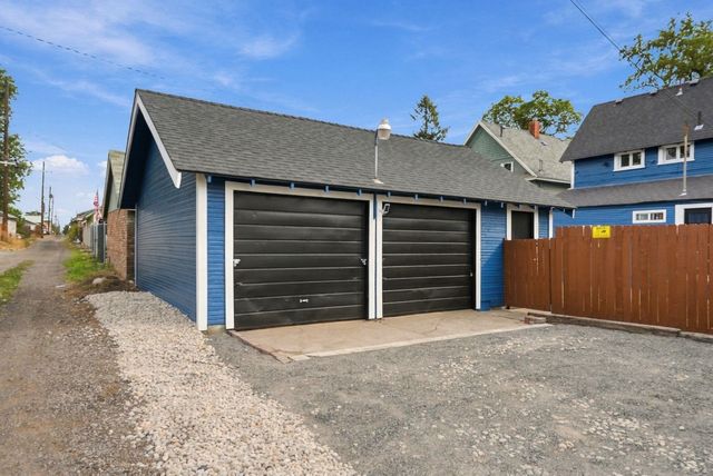 1122 W Augusta Ave, Spokane, WA 99205