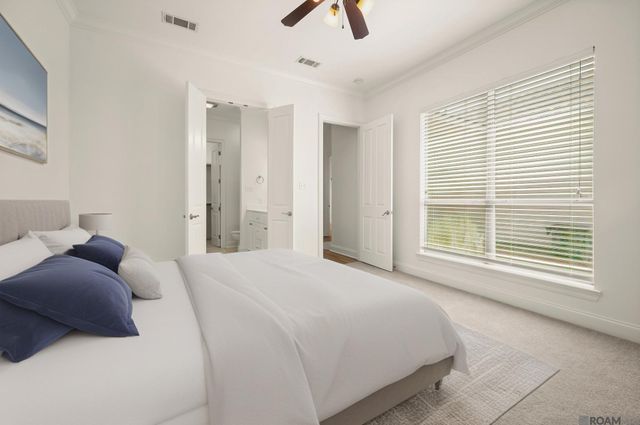 5368 Courtyard Dr, Gonzales, LA 70737