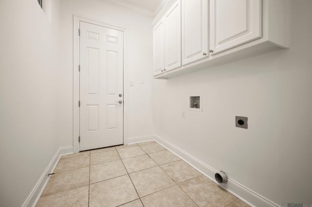 5368 Courtyard Dr, Gonzales, LA 70737