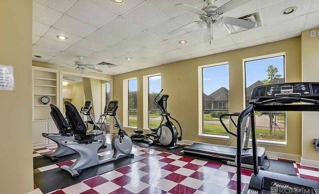 5368 Courtyard Dr, Gonzales, LA 70737