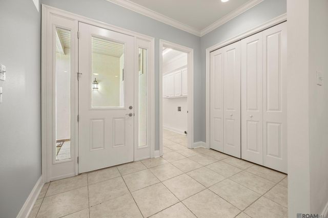 5368 Courtyard Dr, Gonzales, LA 70737