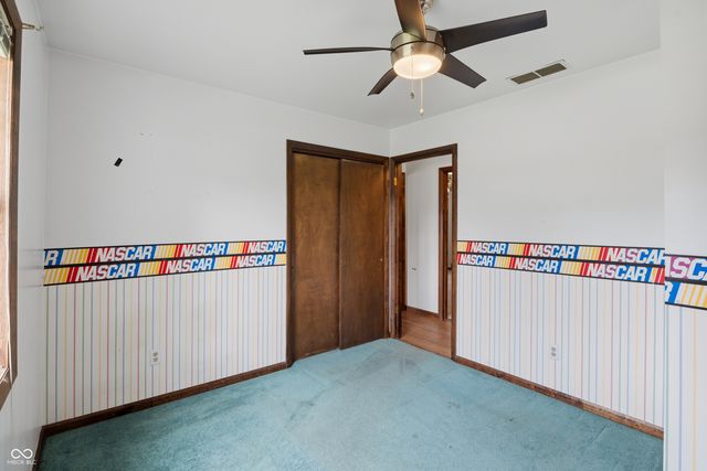 8022 Knollgate Court, Indianapolis, IN 46268