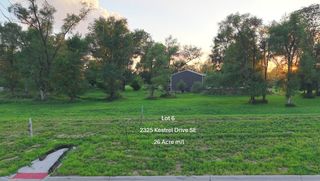 2325 Kestrel Drive SE, Cedar Rapids, IA 52403