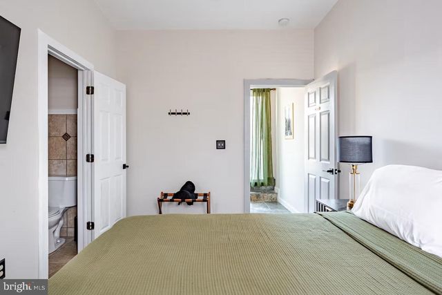 1425 N FRONT ST, Philadelphia, PA 19122