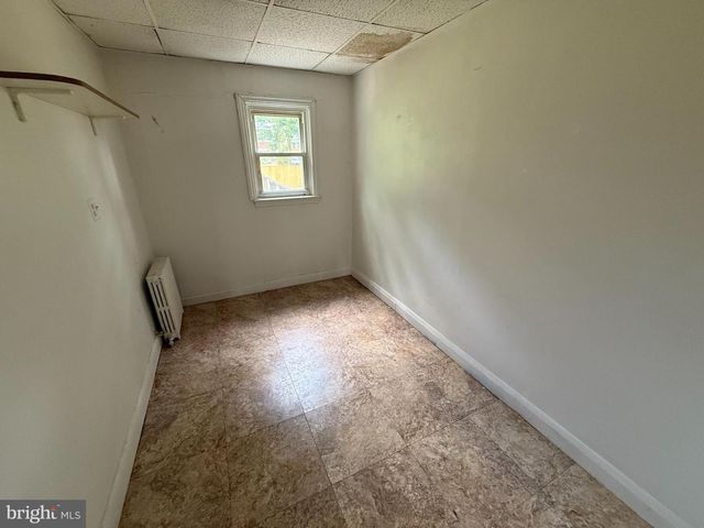 750 CHARING CROSS RD, Baltimore, MD 21229