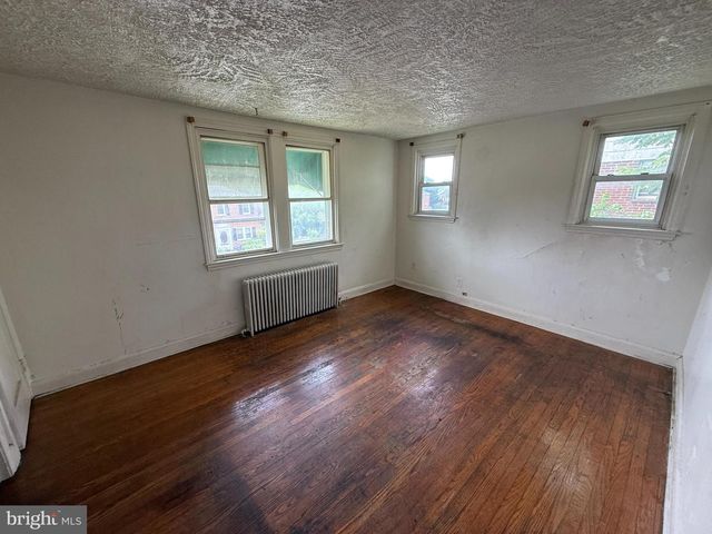 750 CHARING CROSS RD, Baltimore, MD 21229