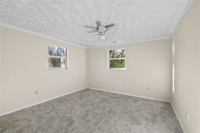 1952 N Juneway Terrace, Fayetteville, AR 72703