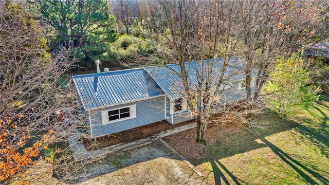 1952 N Juneway Terrace, Fayetteville, AR 72703