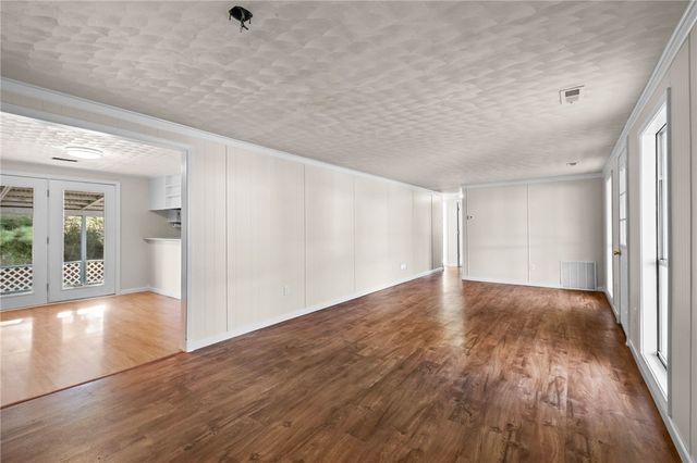 1952 N Juneway Terrace, Fayetteville, AR 72703