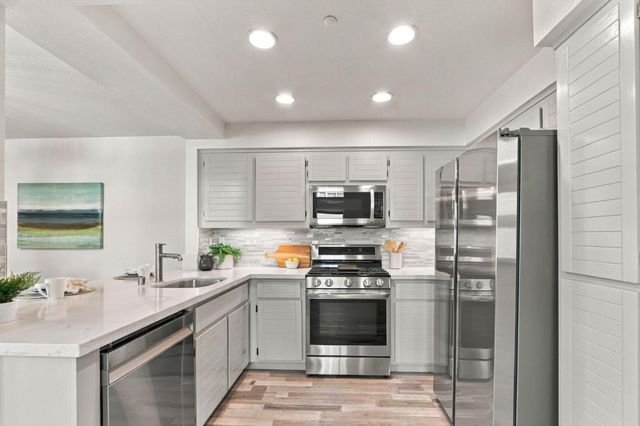 6985 Rodling Drive A, San Jose, CA 95138