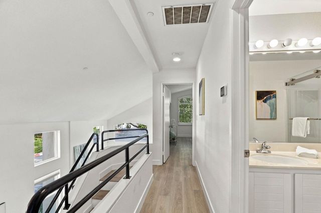 6985 Rodling Drive A, San Jose, CA 95138